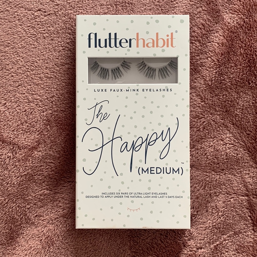 5 sets of Unused FlutterHabit eyelash extensions “The Happy Medium”
